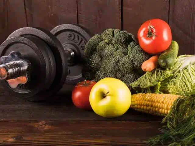 Que faut-il manger avant, pendant et après une séance de sport ?