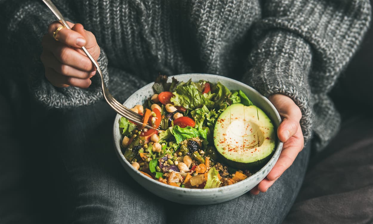 Bol de crudité équilibré